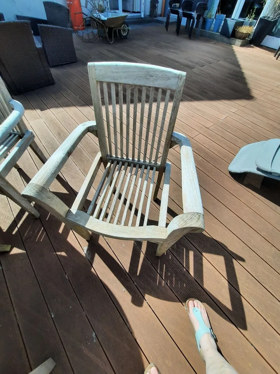 Garden table and chairs - Image 4