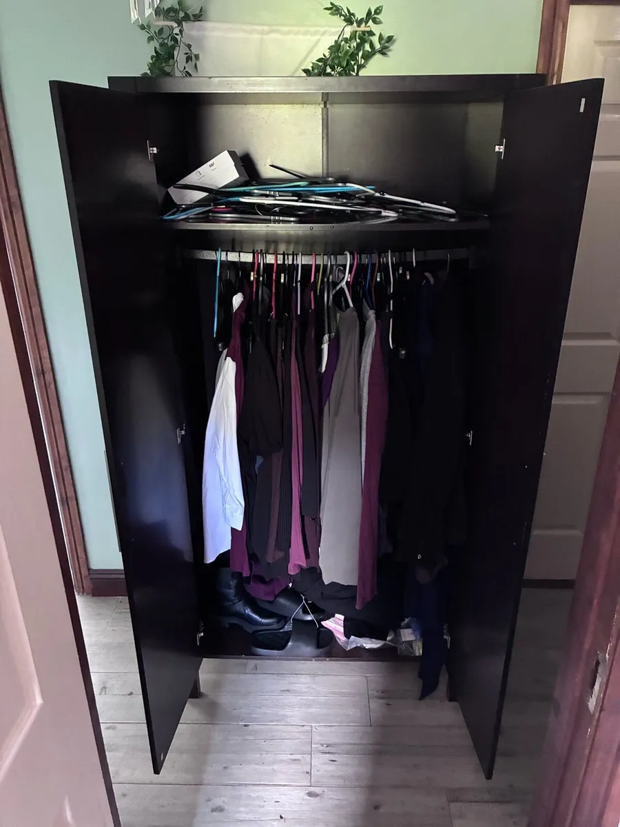 Large (around 6 feet) dark wood wardrobe - Image 3