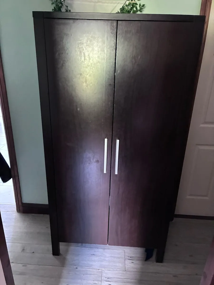 Large (around 6 feet) dark wood wardrobe - Image 1