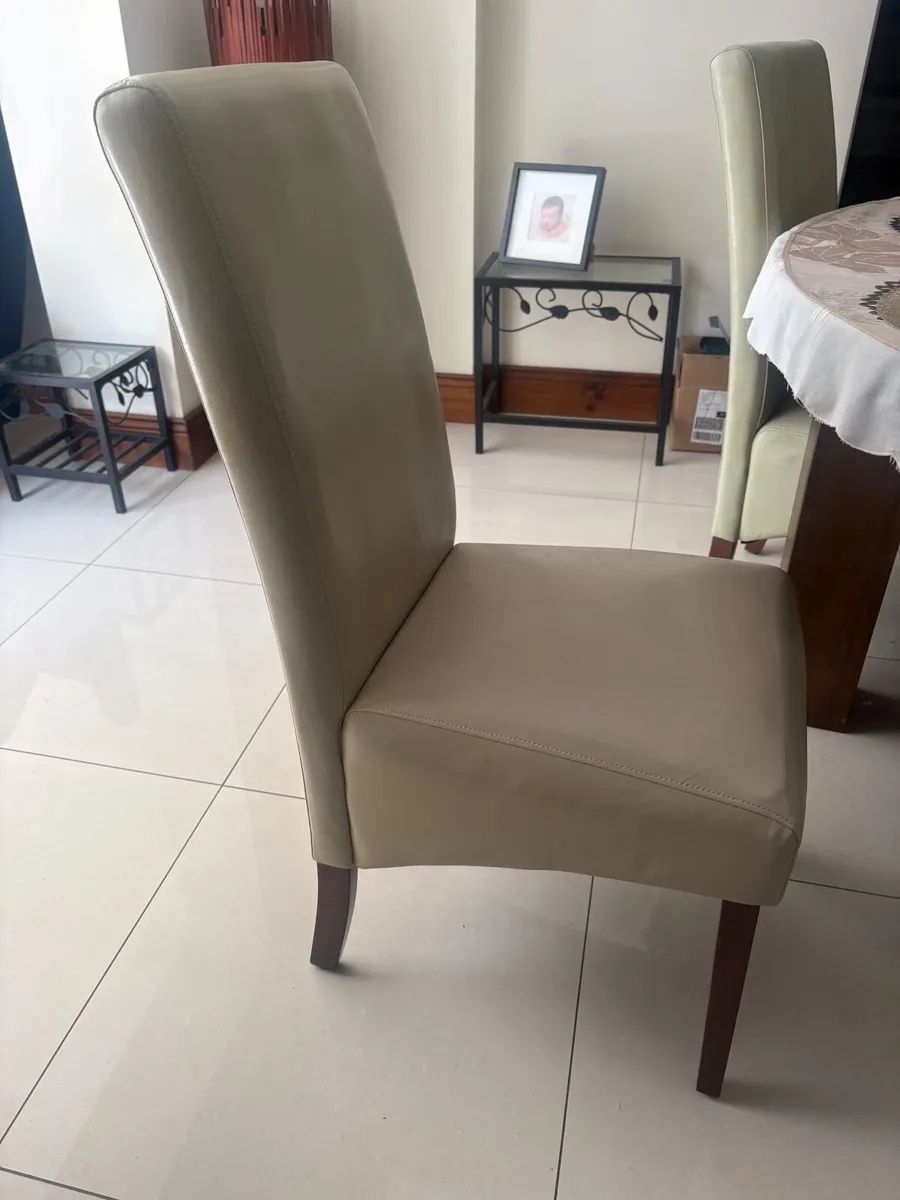 6 Dining room cream leather Chairs - Image 2