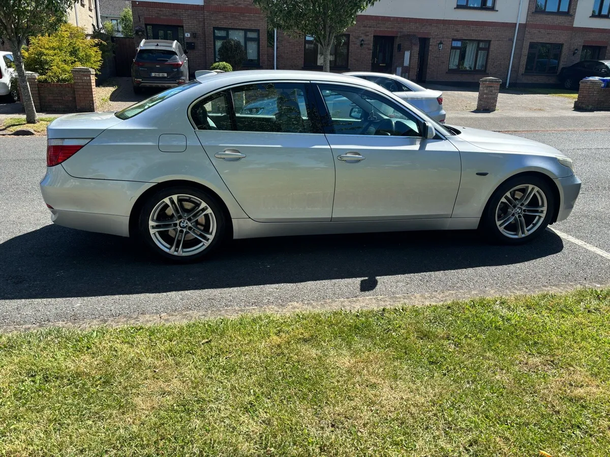 BMW 520d 2006 - Image 3