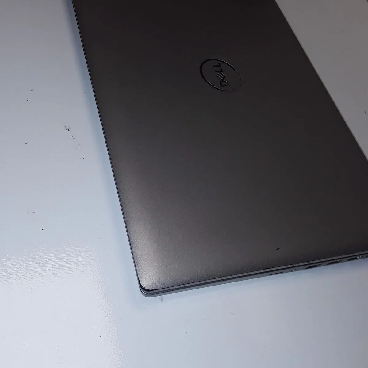 Dell Latitude 5520 | Intel Core i5-1135G7 | 16GB - Image 3
