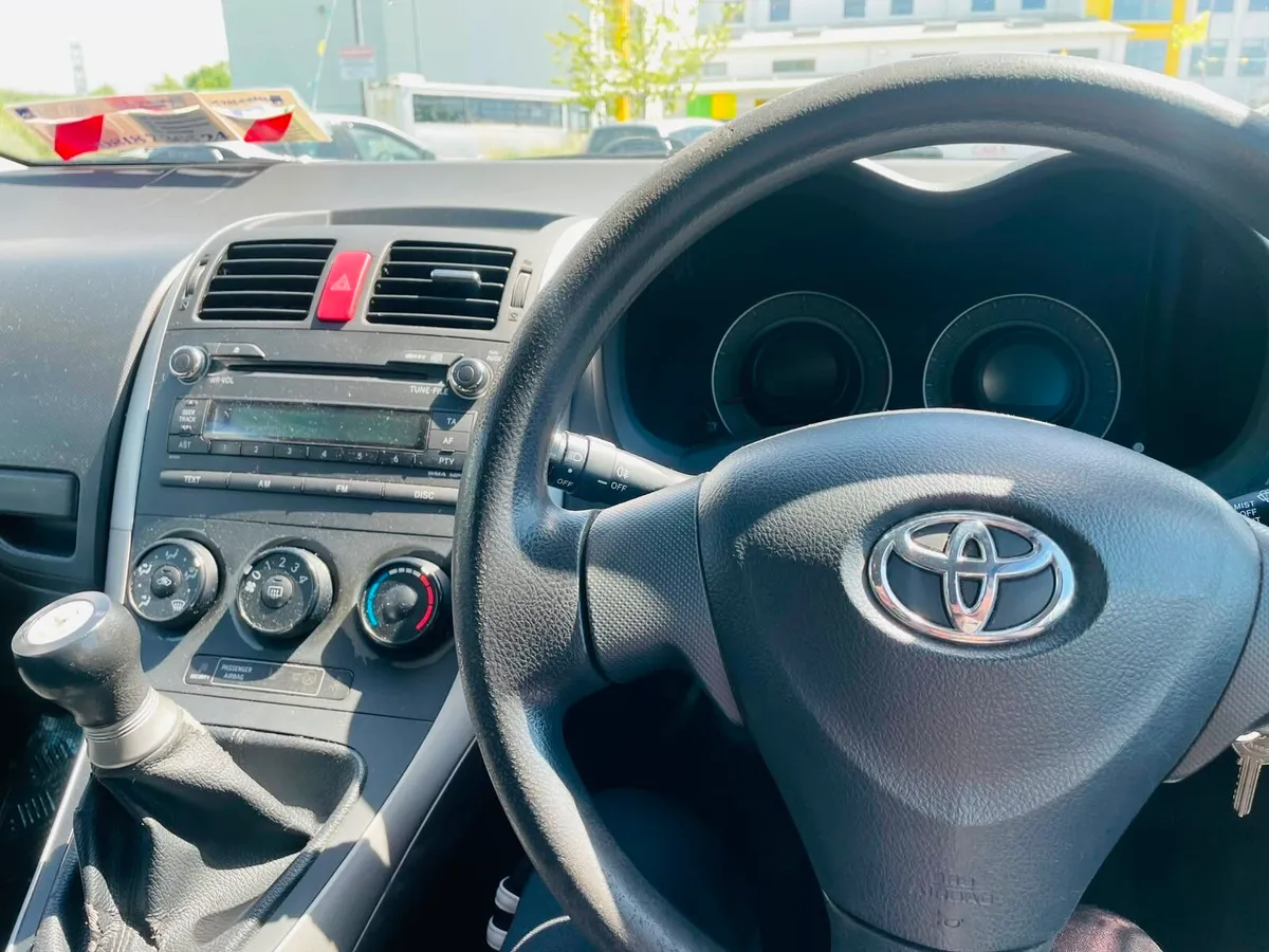 Toyota Corolla 2009 1.4 diesel - Image 3
