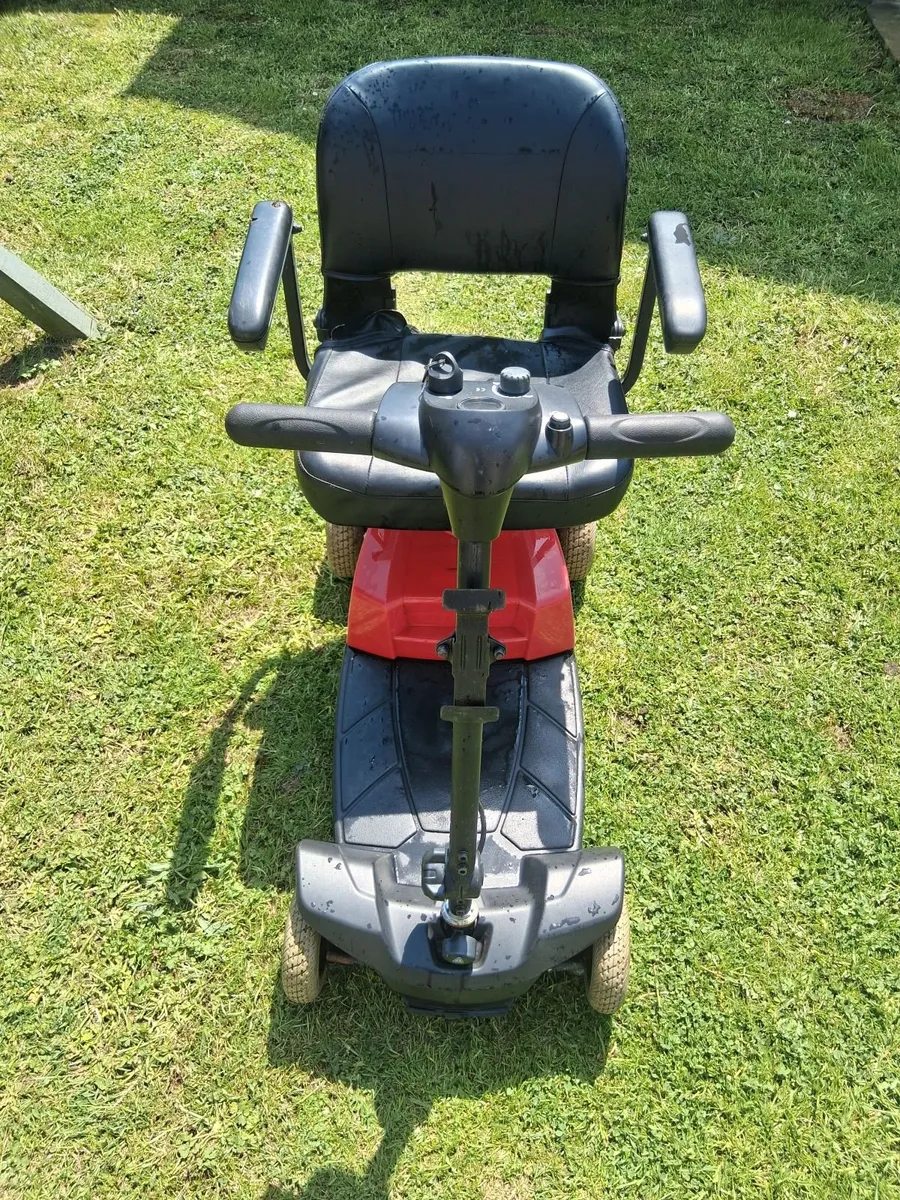 Mobility scooter - Image 1