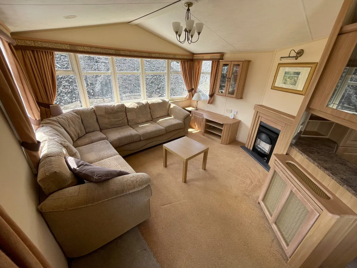 Willerby residential Moblie home 2 bedroom - Image 3