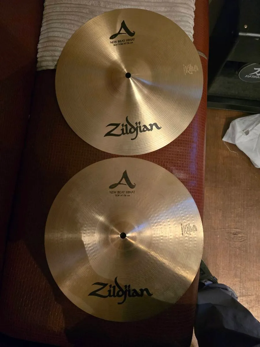 Zildjian 14' A New Beat Hi-hats - Image 1