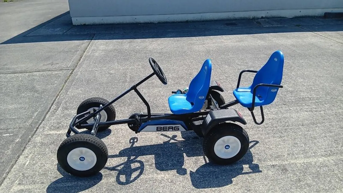 BERG Pedal Go-Kart 2-Seater - Mint Condition - Like New - Image 2
