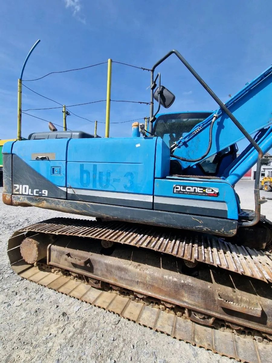Hyundai Robex Excavator - Image 3