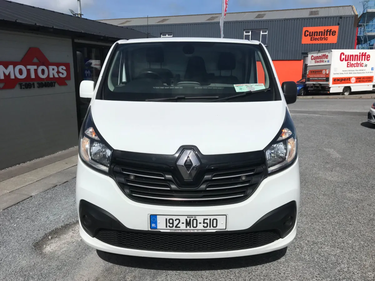2019 Renault Trafic TURBO DIESEL - Image 2