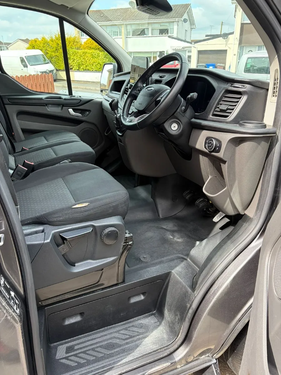 Ford Transit 2021 - Image 2