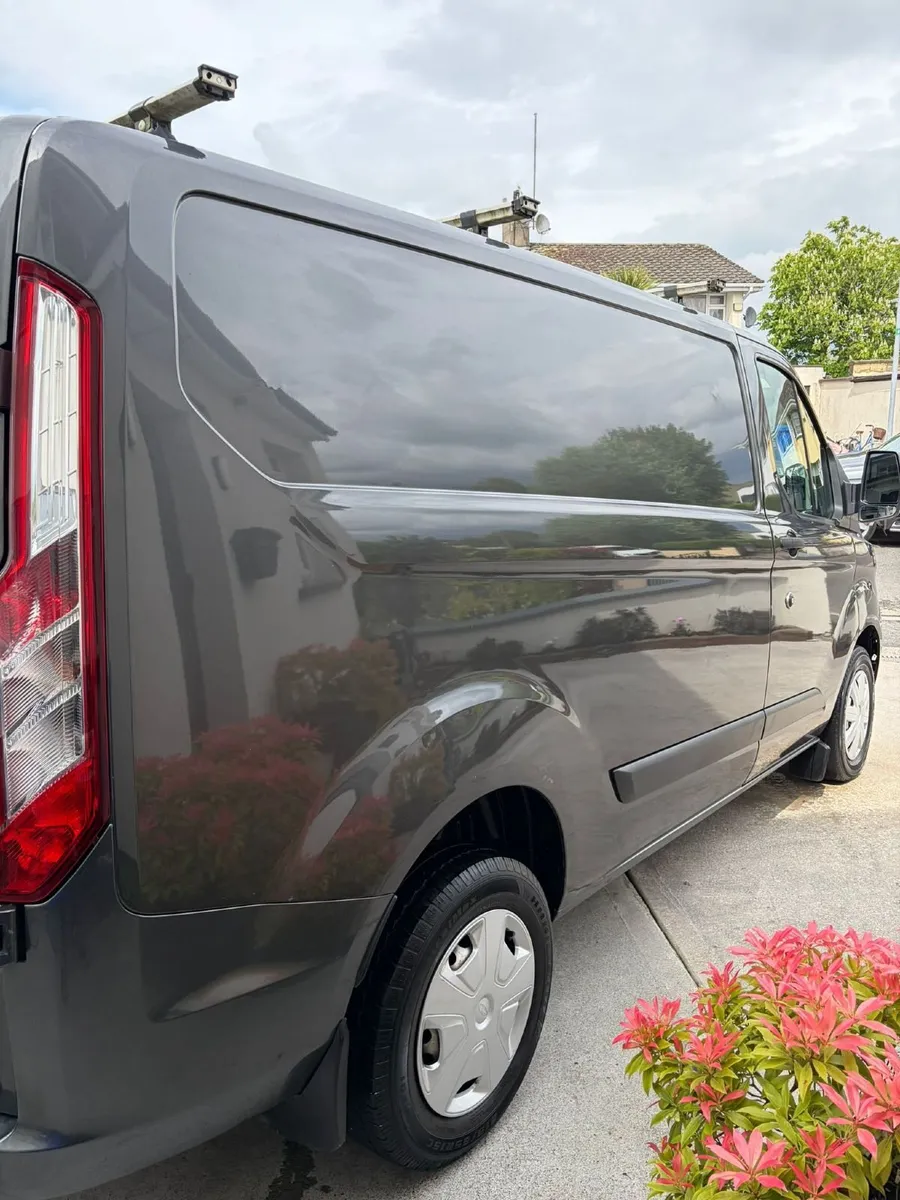 Ford Transit 2021 - Image 3