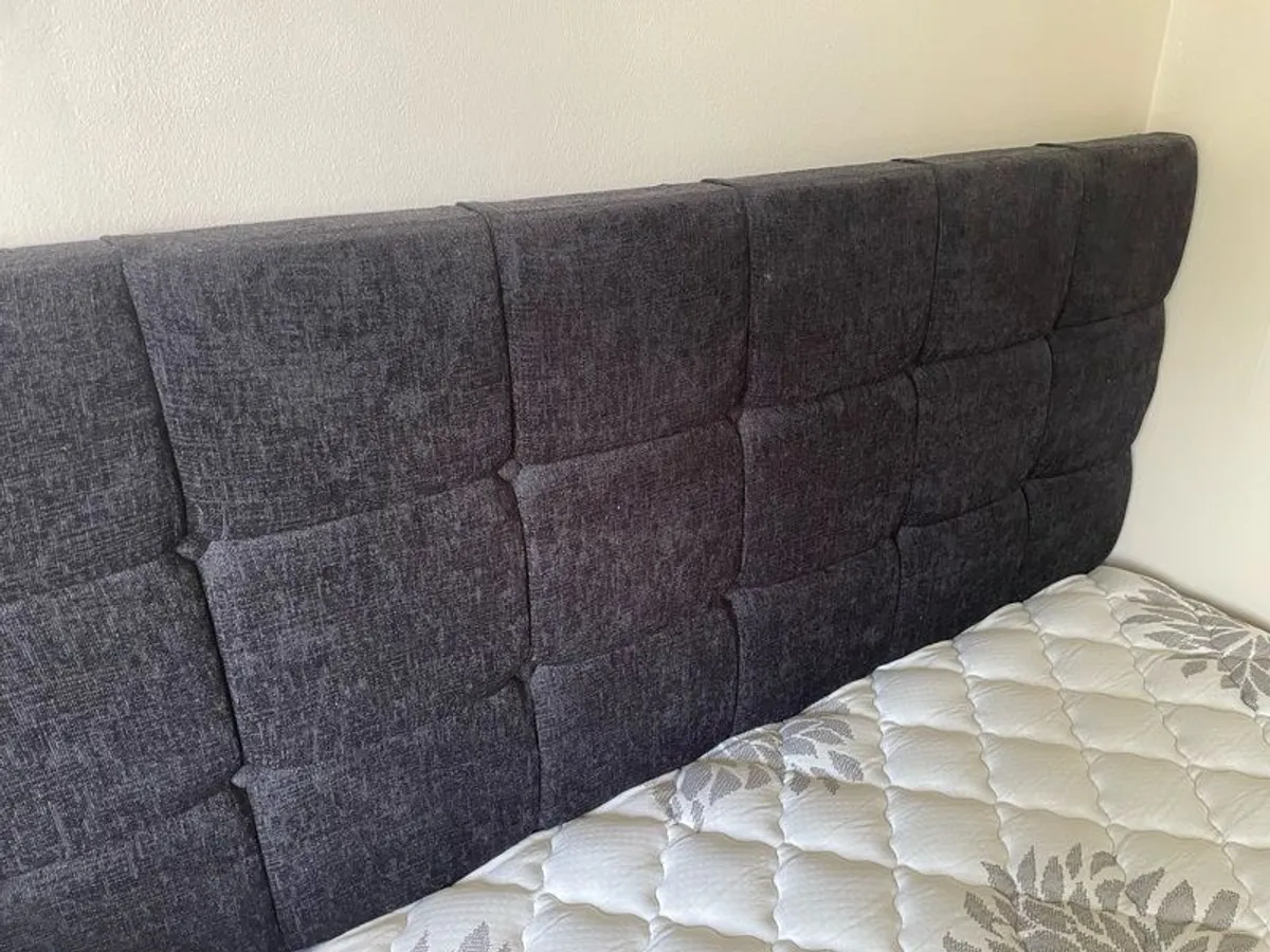 Double Divan Bed With Mattress and headboard (4ft6) - Image 2