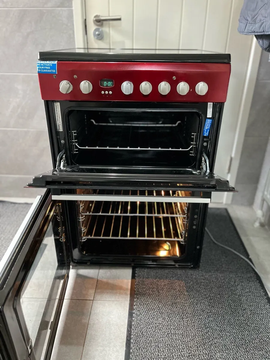 Indesit 60cm electric freestanding cooker - Image 4