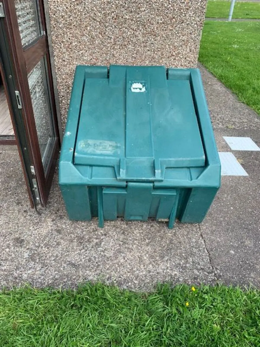 Plastic coal bunker