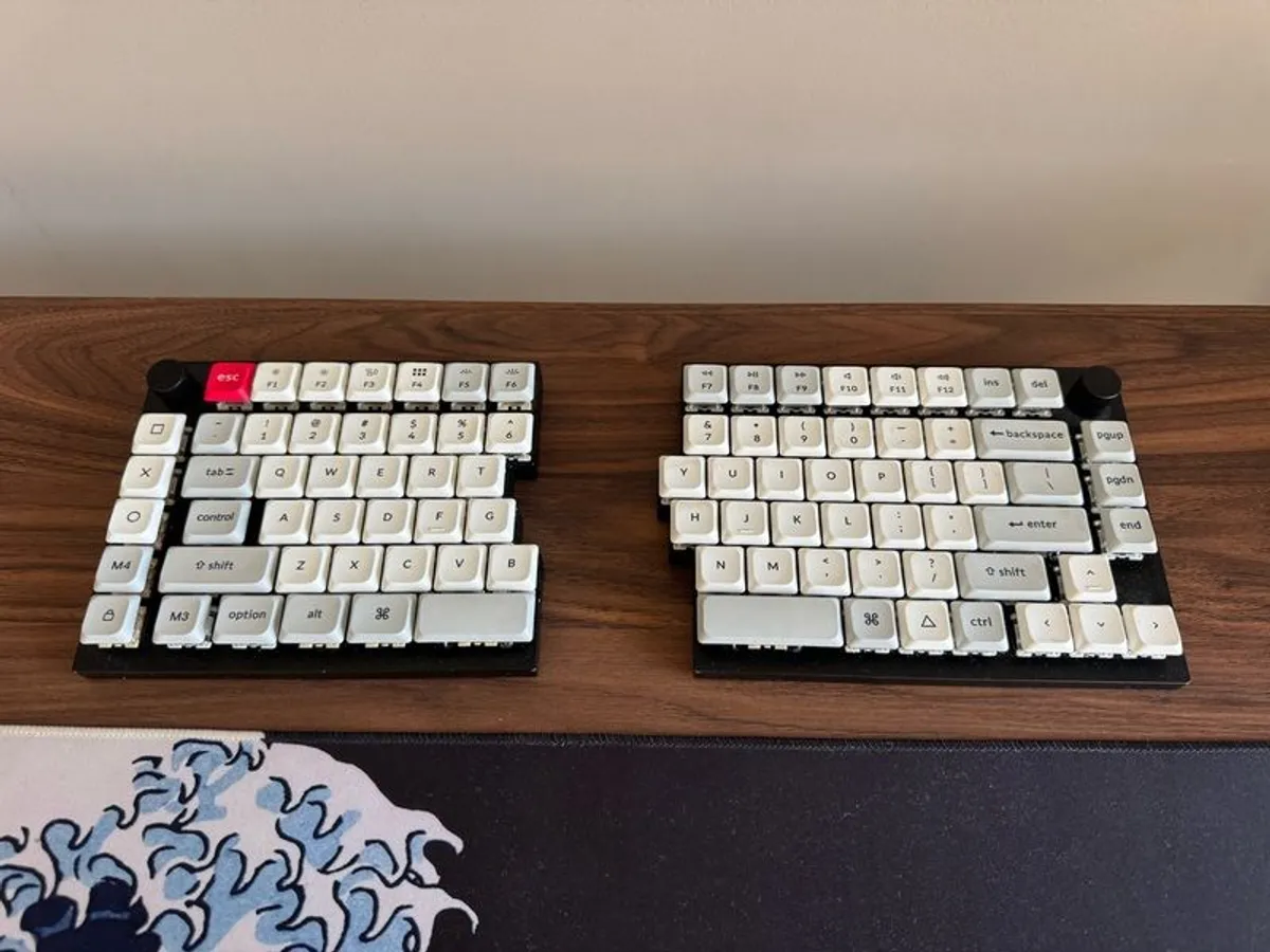 Keychron Q11 split, brown switches - Image 1