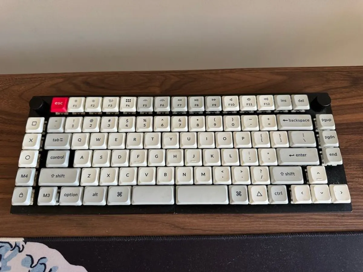 Keychron Q11 split, brown switches - Image 2