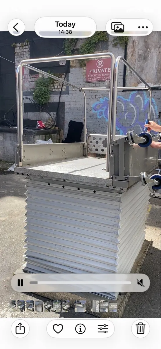 Mobile lift - Image 3