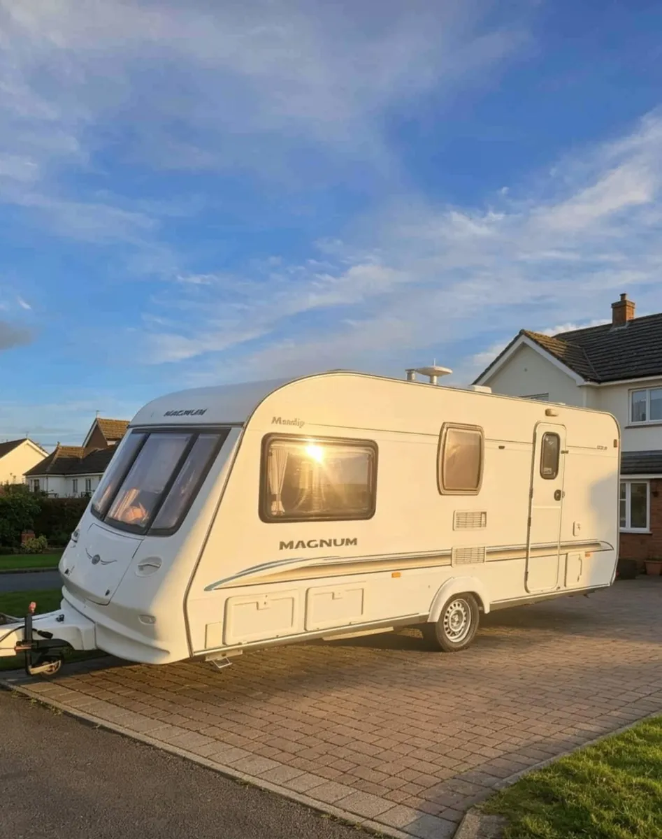 Caravan - Image 1