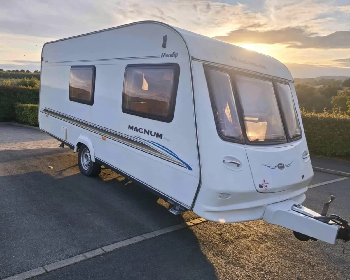 Caravan - Image 2