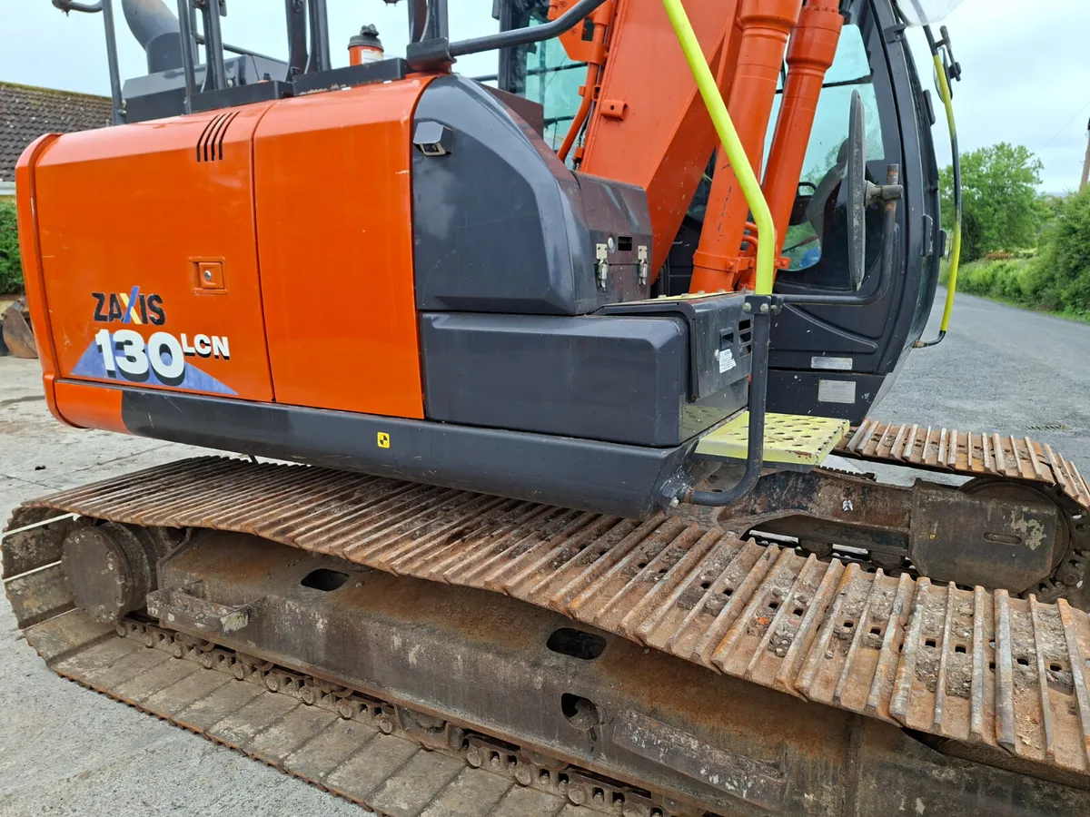 2020 Hitachi 130.6 - Image 3