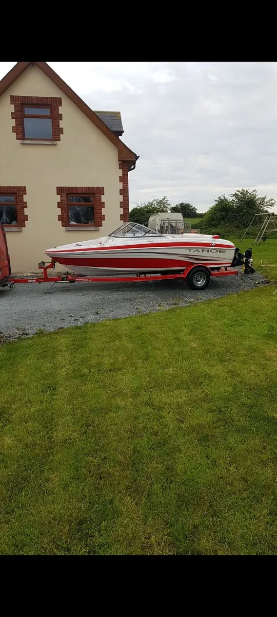 Sports boat - Image 2