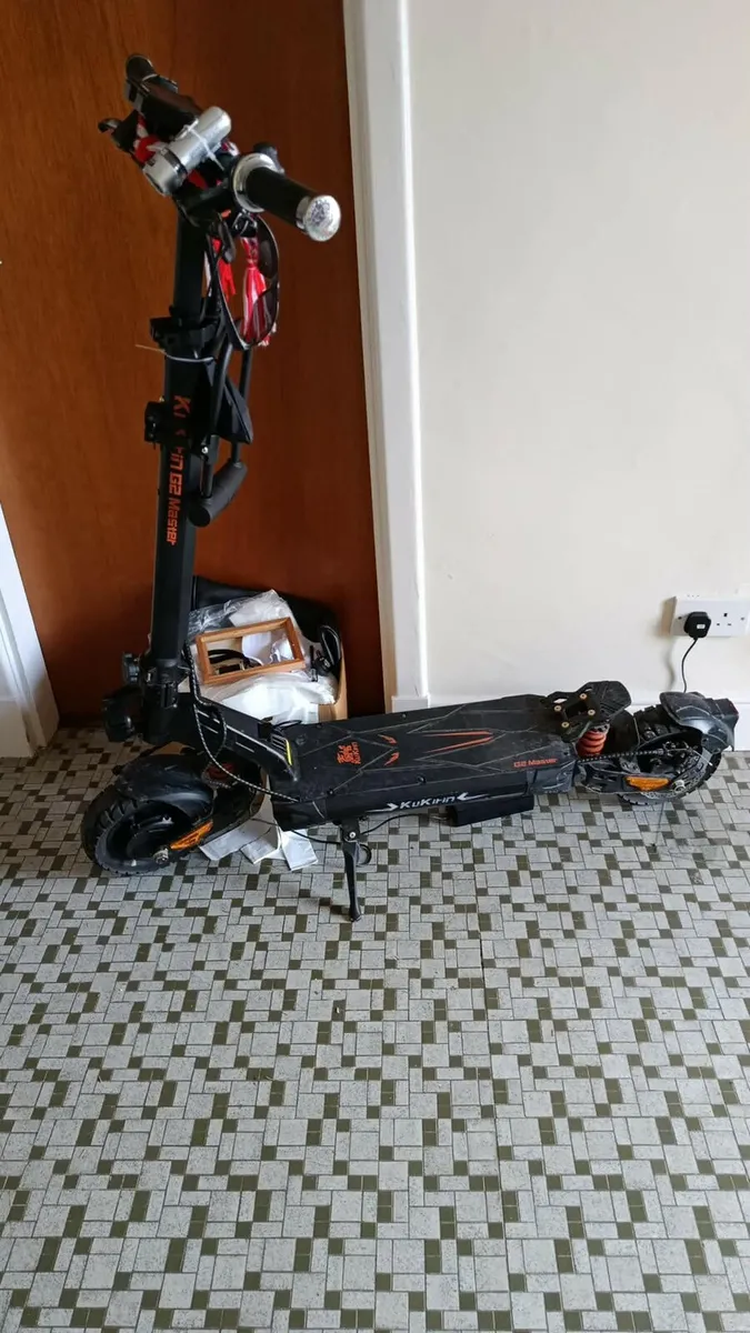 Scooter - Image 1
