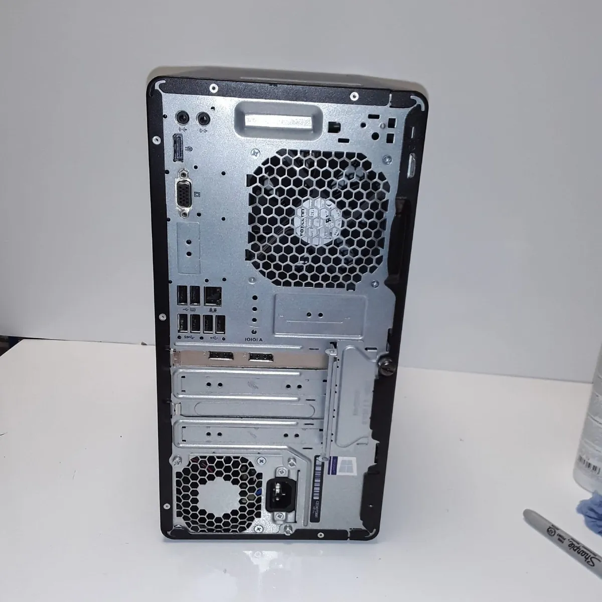HP ProDesk 400 G6 MT | Intel Core i7-9700 | 16GB - Image 3