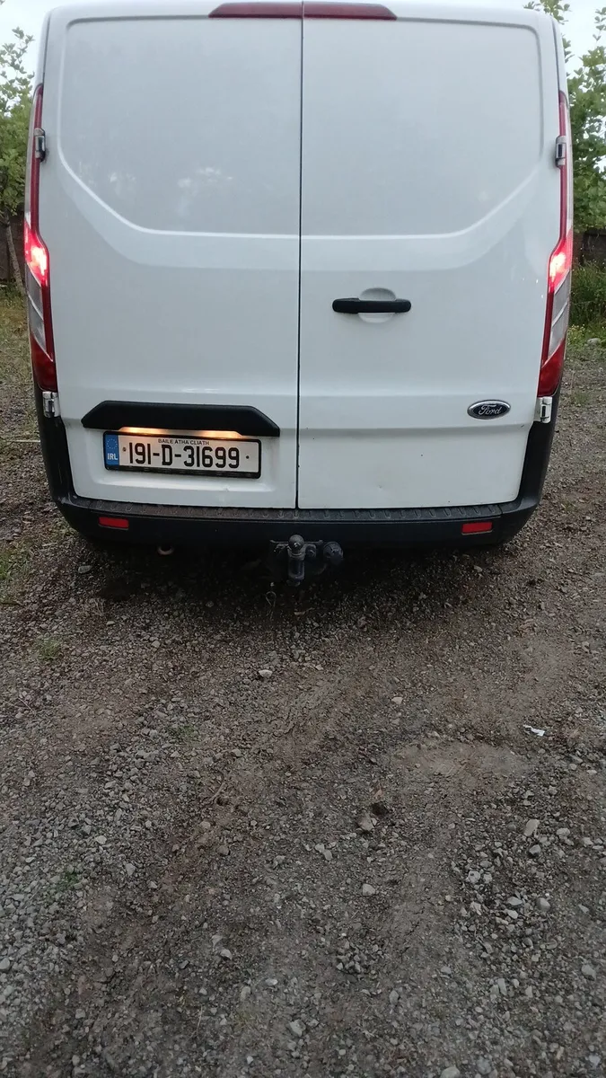 2019 ford transit custom swb doe until January 27 - Image 2