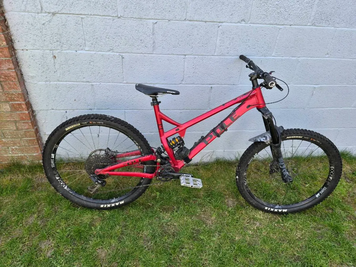 Pole Evolink 158 Enduro Bike - Image 1