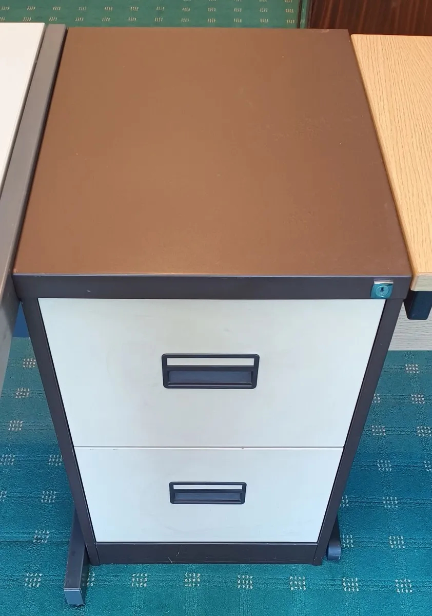 Filing cabinet - Image 2