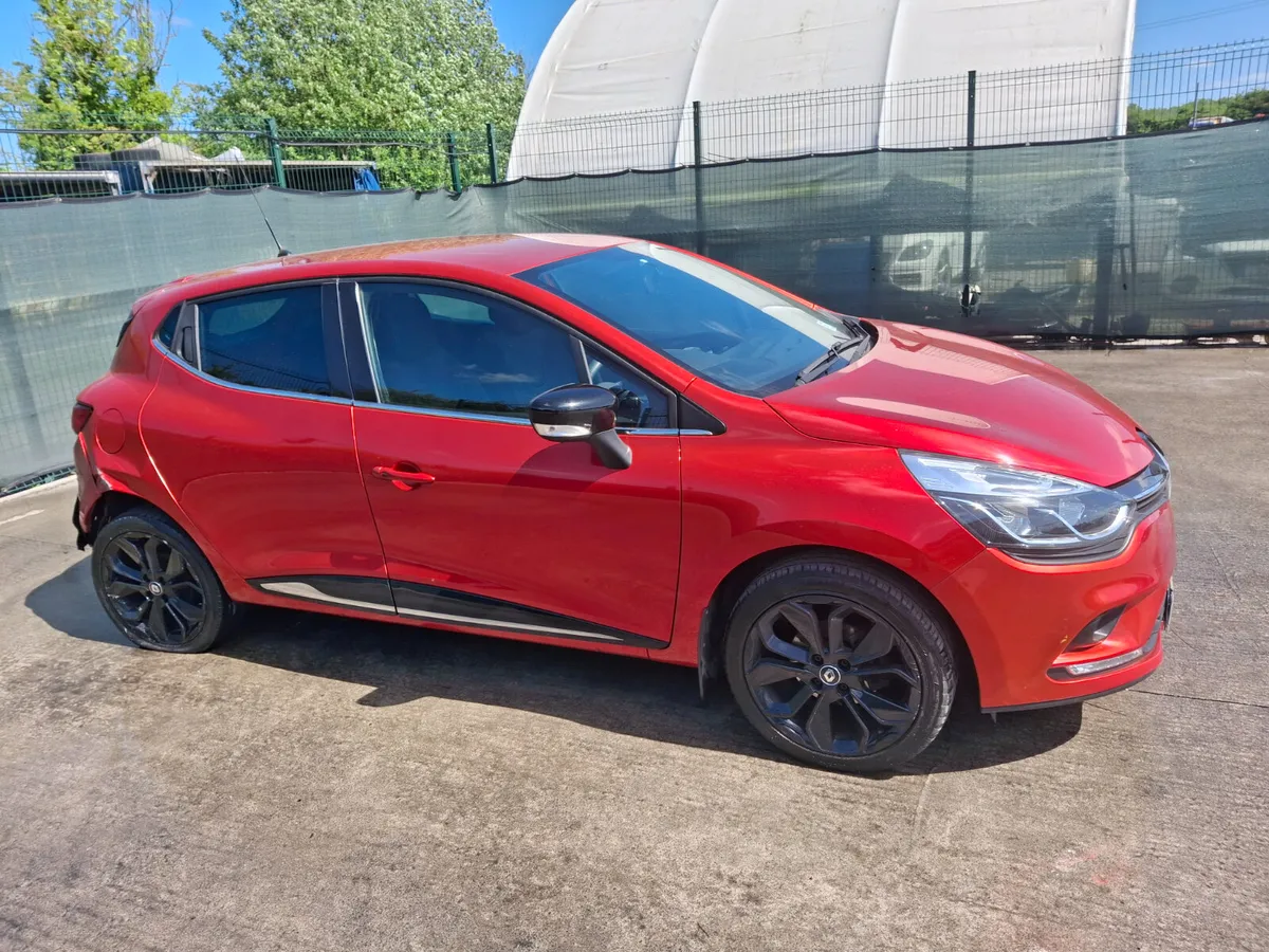 192 Renault Clio  Iconic  1.0 Petrol - Image 2