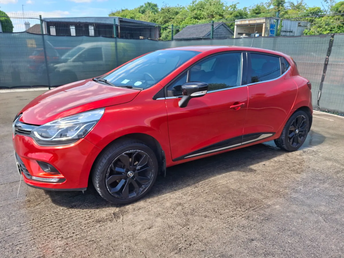 192 Renault Clio  Iconic  1.0 Petrol - Image 1