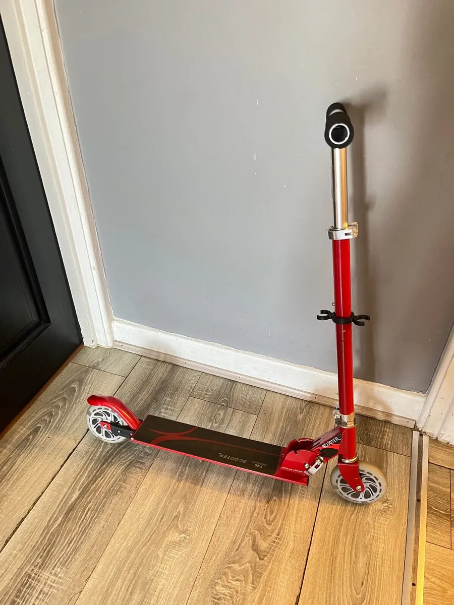Kids scooter - Image 2