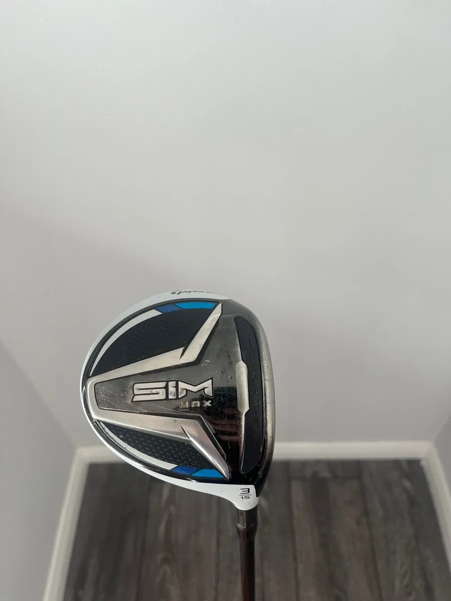 Taylormade Sim 3 wood - Image 1