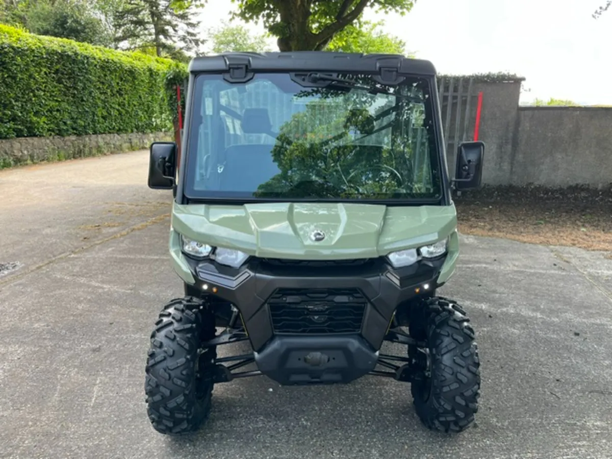 2020 Can-Am Traxter HD8 DPS Utility Vehicle - Image 3