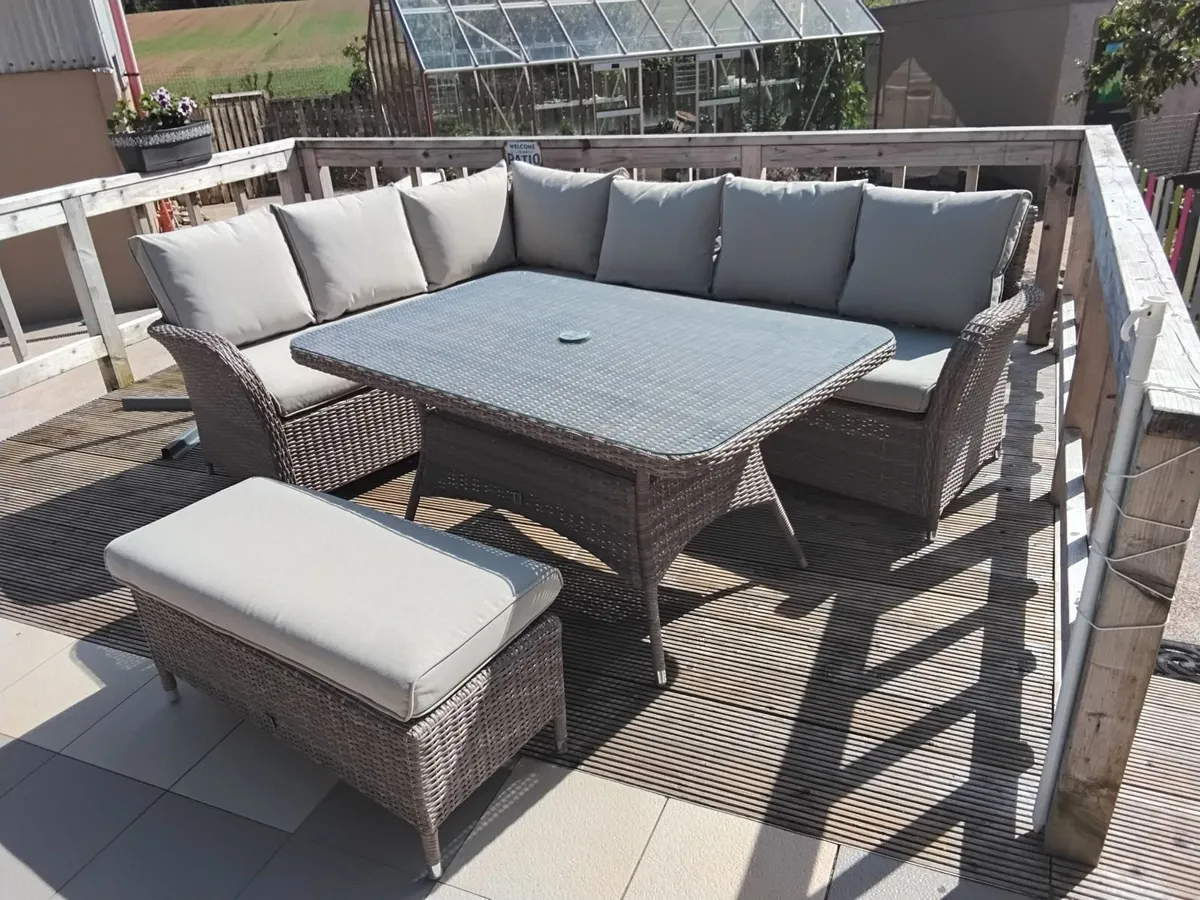 Garden Furniture - Image 2
