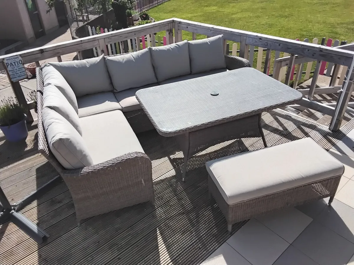Garden Furniture - Image 3