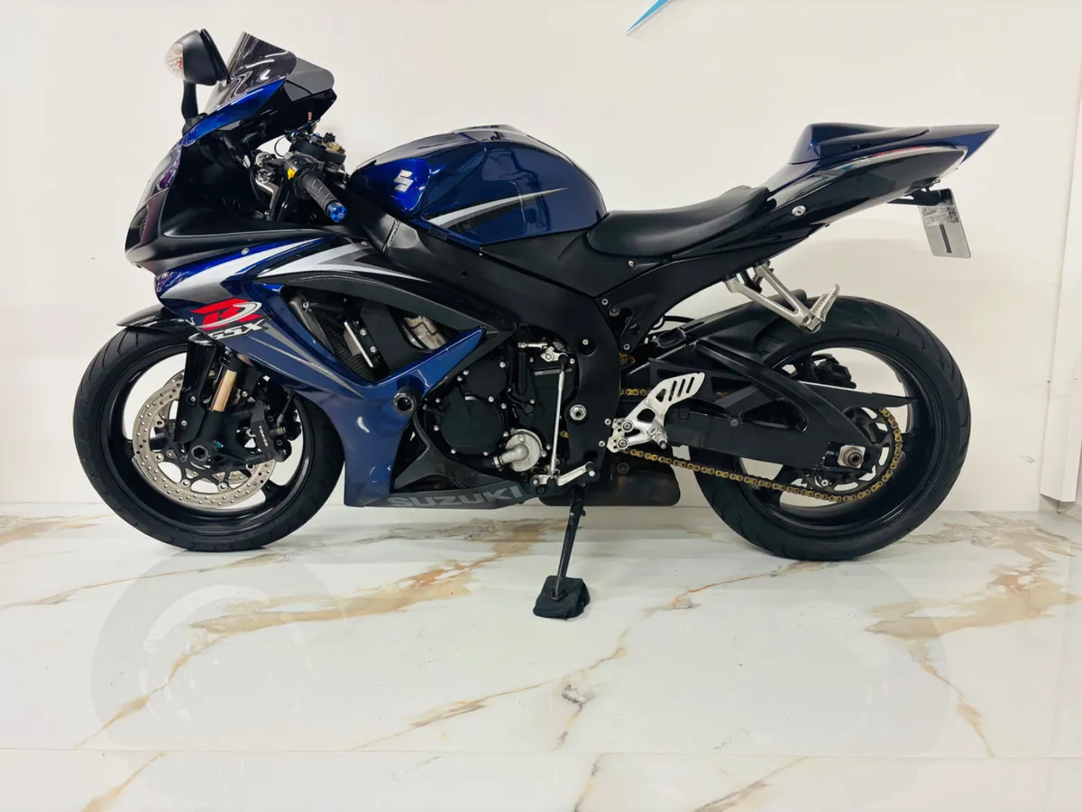 Suzuki Gsxr 750  Isle of Man - Image 3