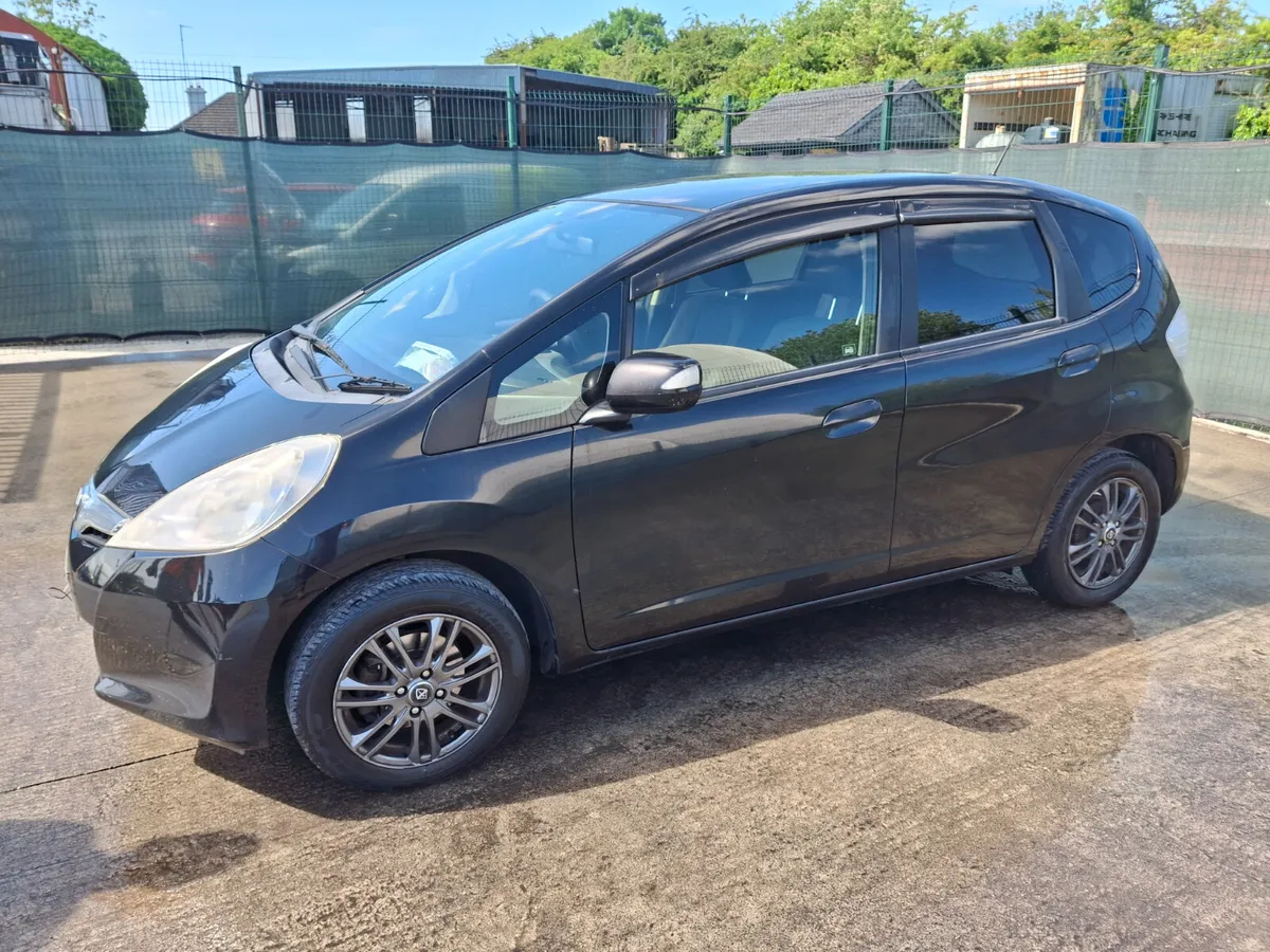 2012 Honda Fit  Hybrid  1.4  Automatic - Image 1