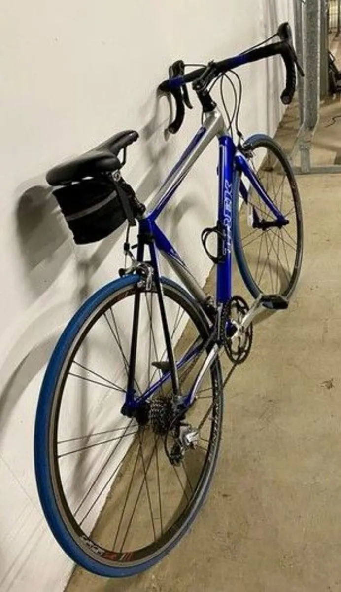 Trek Alpha 2.1 - Image 1