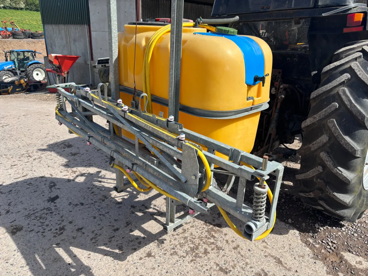 Jarmet 400 litre sprayer - Image 4