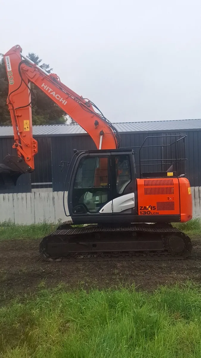 Hitachi 130 d5 - Image 1