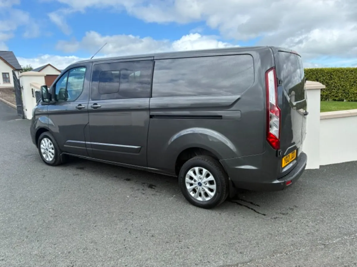Ford Transit Custom Factory Crew - Image 2
