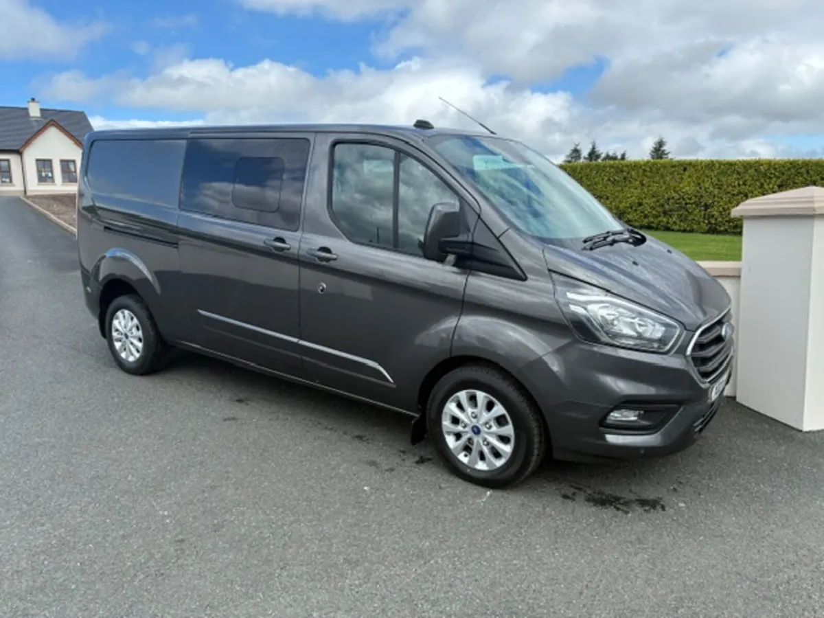 Ford Transit Custom Factory Crew - Image 1