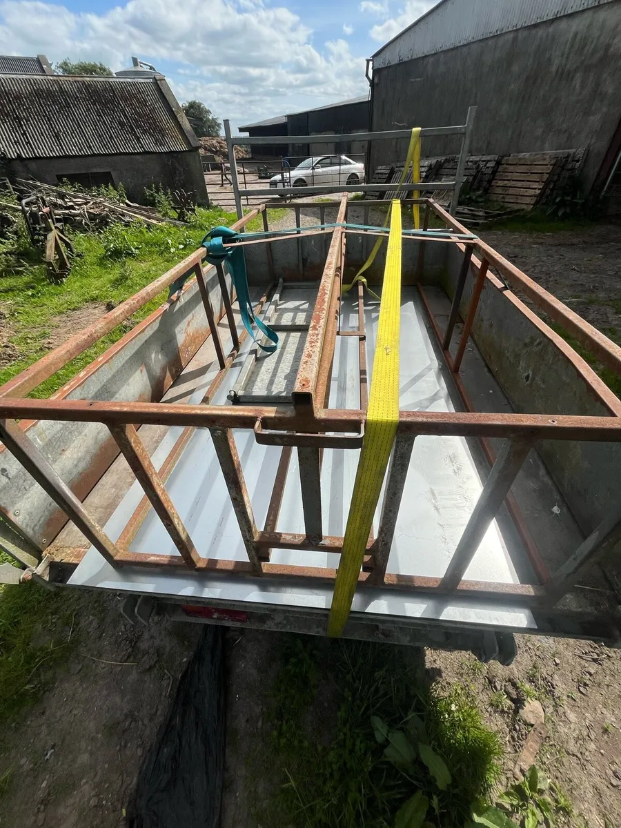 Lamb feeder frame - Image 3
