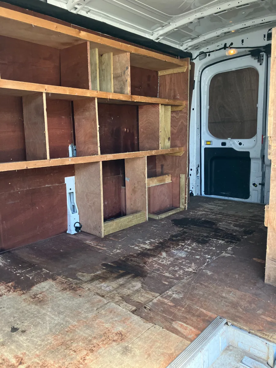 Ford Transit 2022 - Image 3