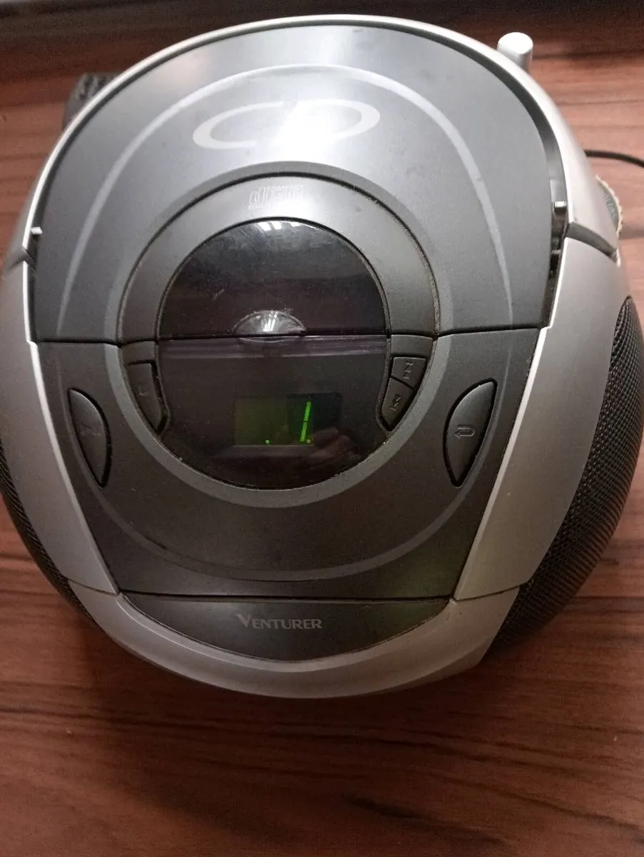 Radio CD player - Image 3