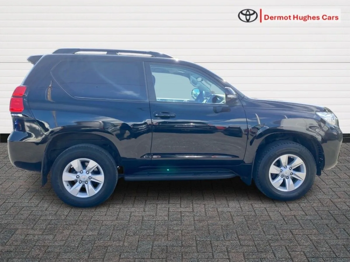 Toyota Land Cruiser LC SWB GX COMM - Image 3