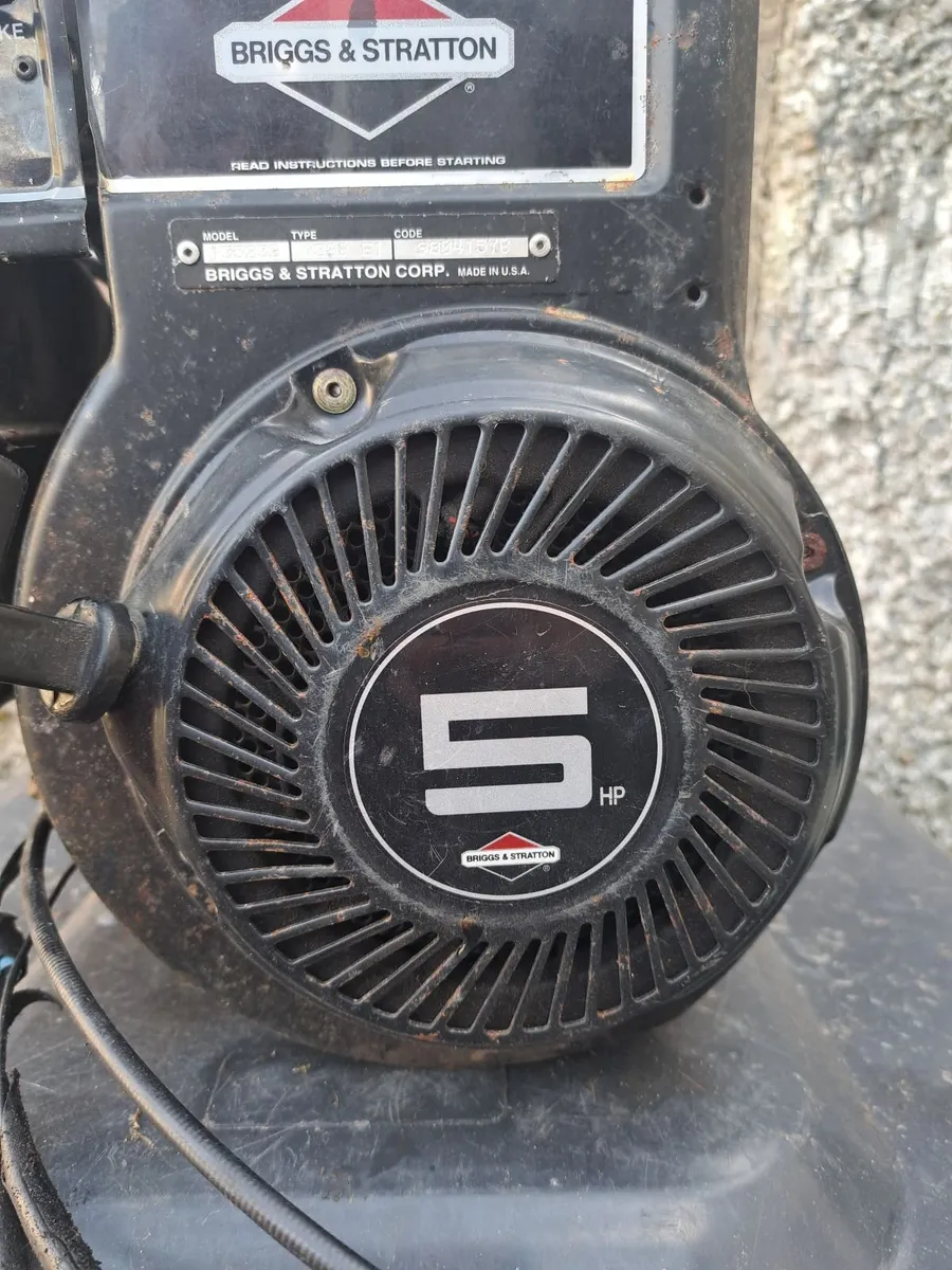 Briggs engine - Image 3
