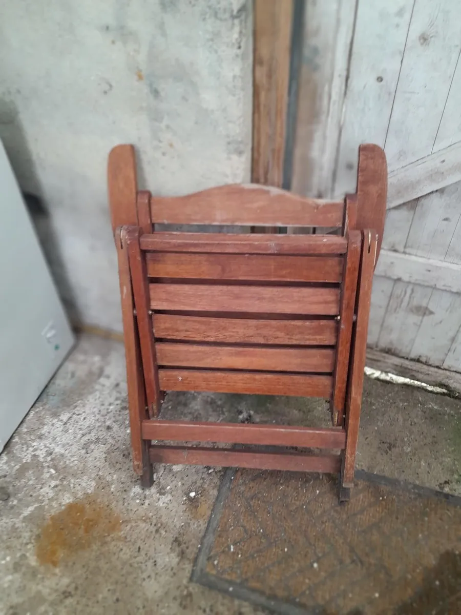 garden chairs
